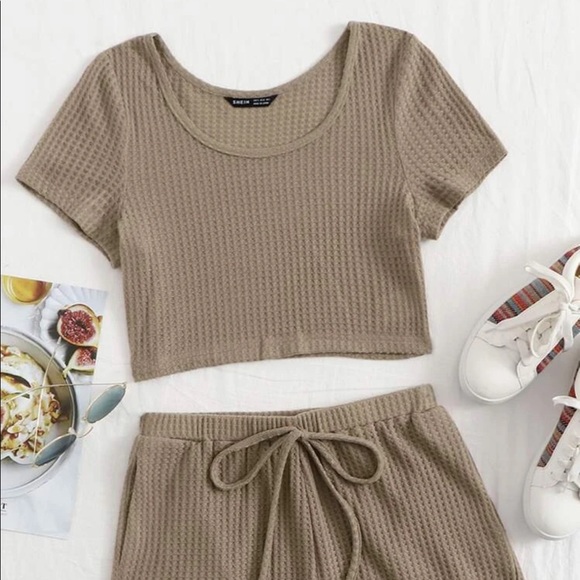 SHEIN Other - Waffle knit crop lounge set